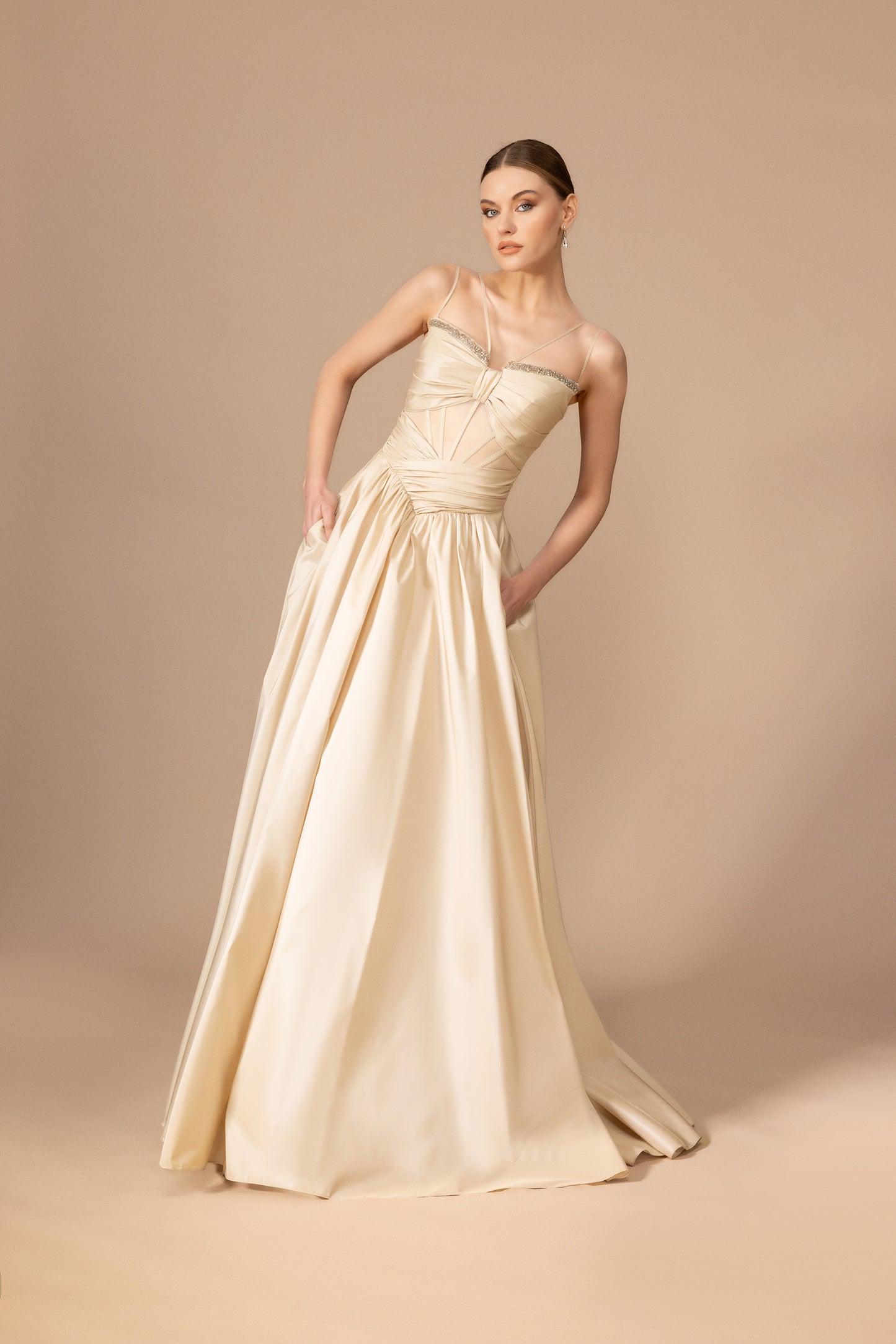 Robe Victoria