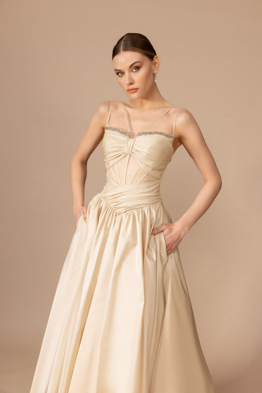 Robe Victoria