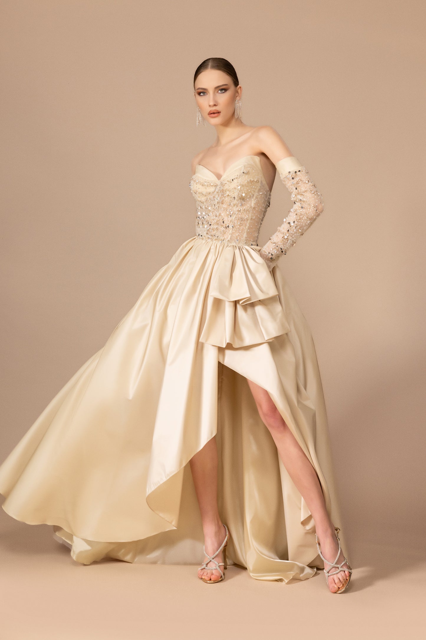 Robe Ariana