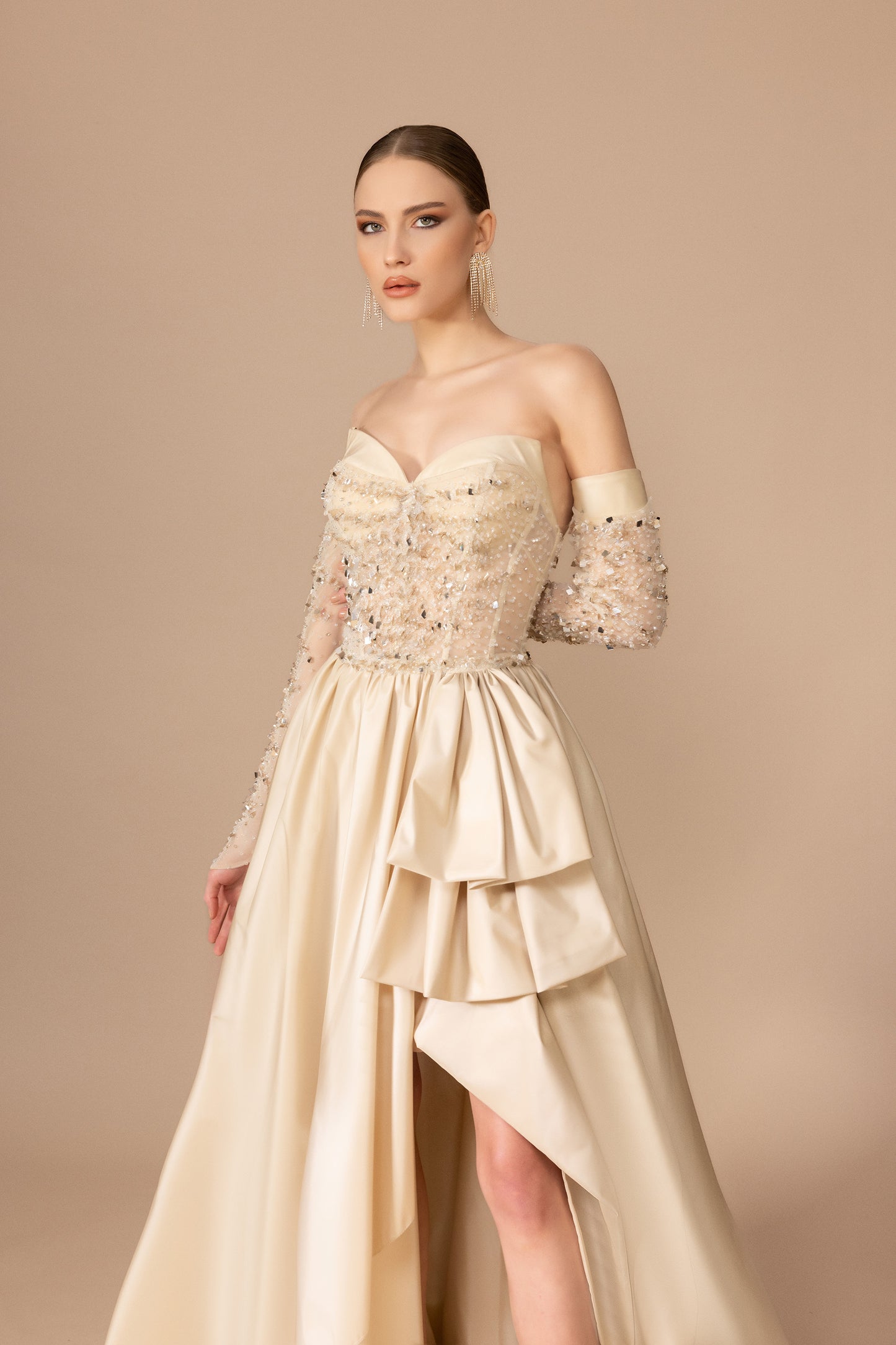 Robe Ariana