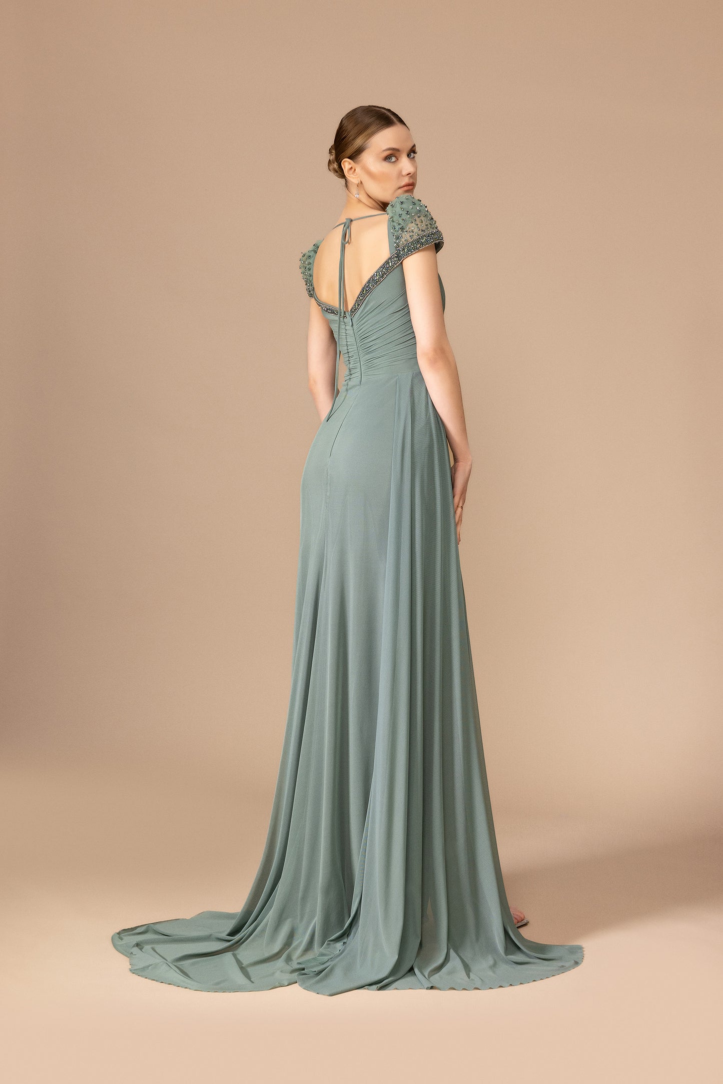 Robe Estella