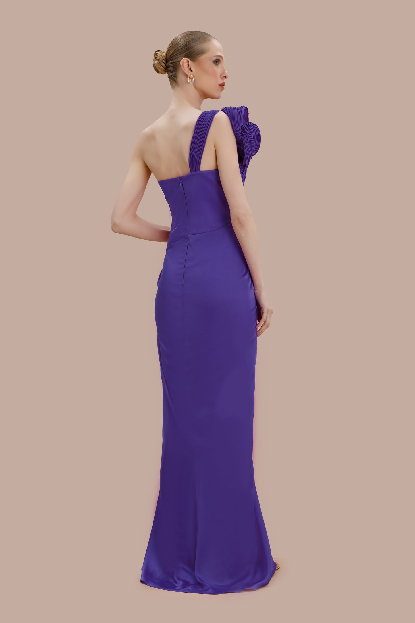 Robe Selene