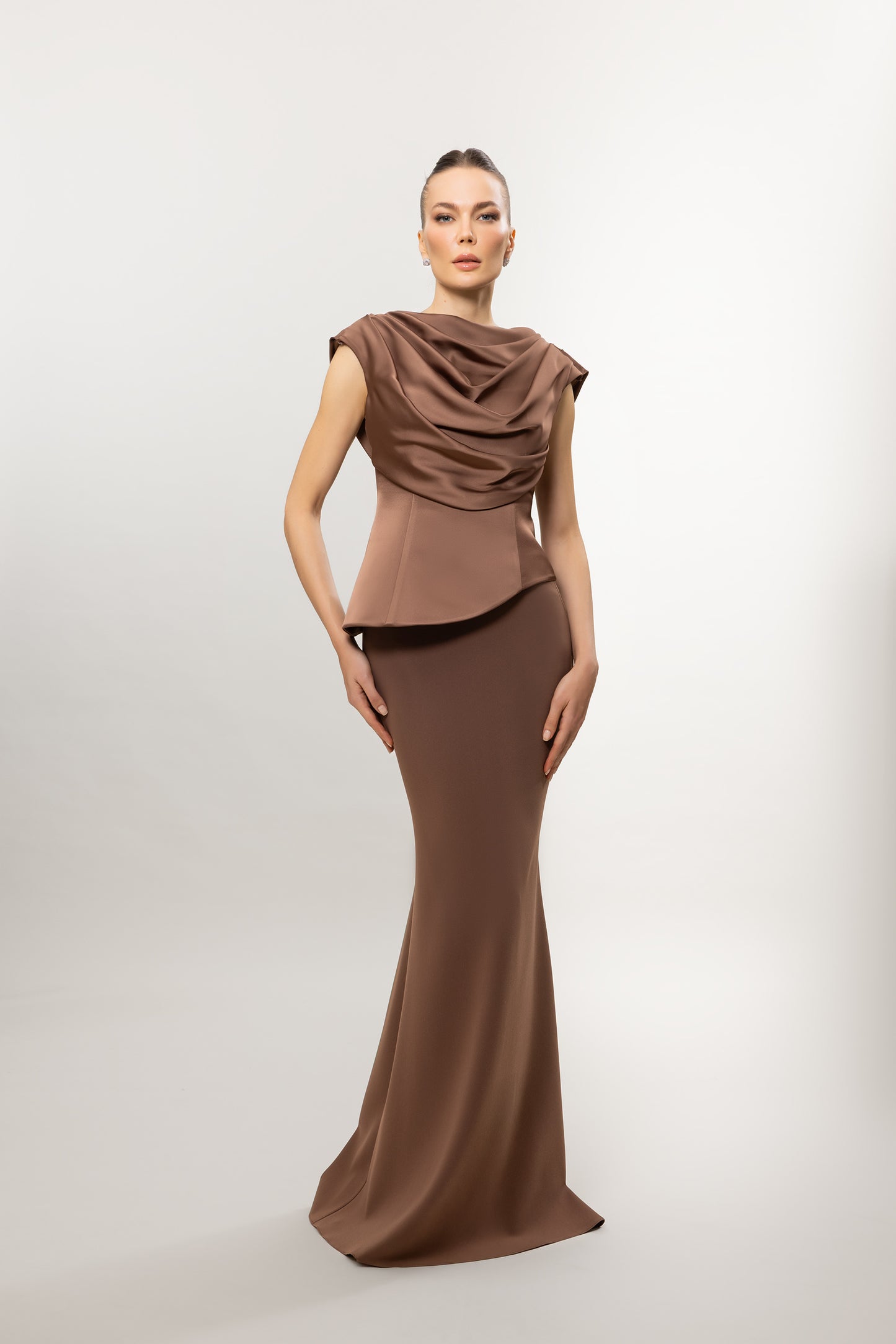 Robe Ayse
