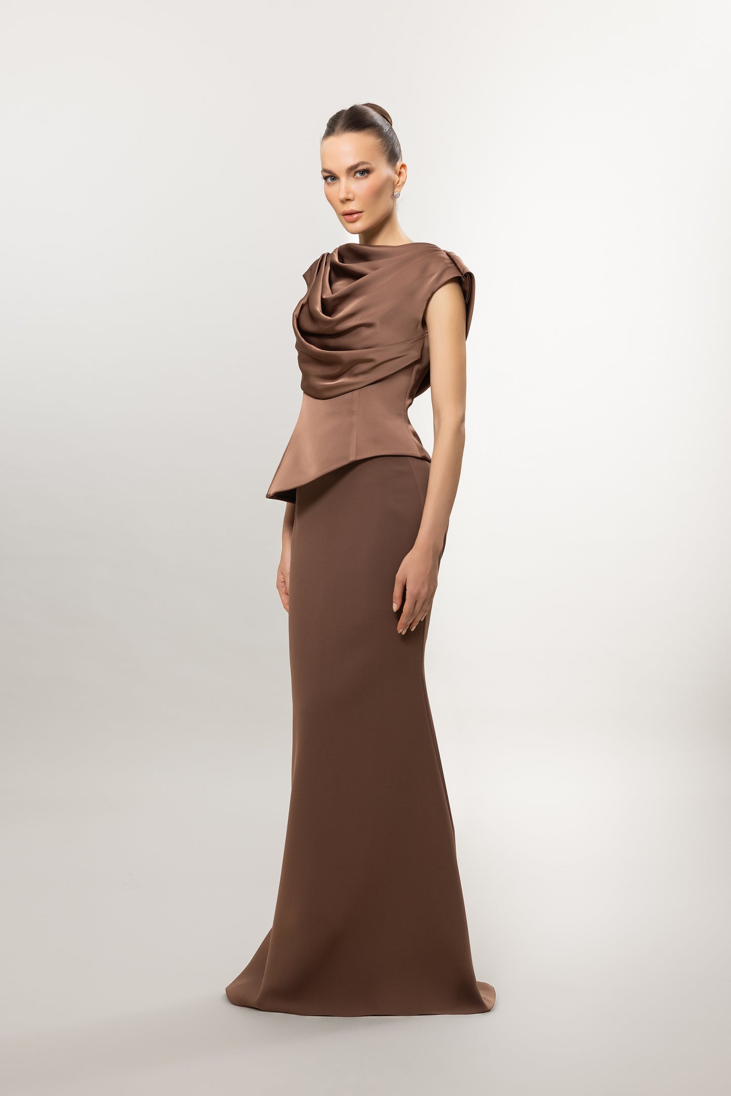 Robe Ayse