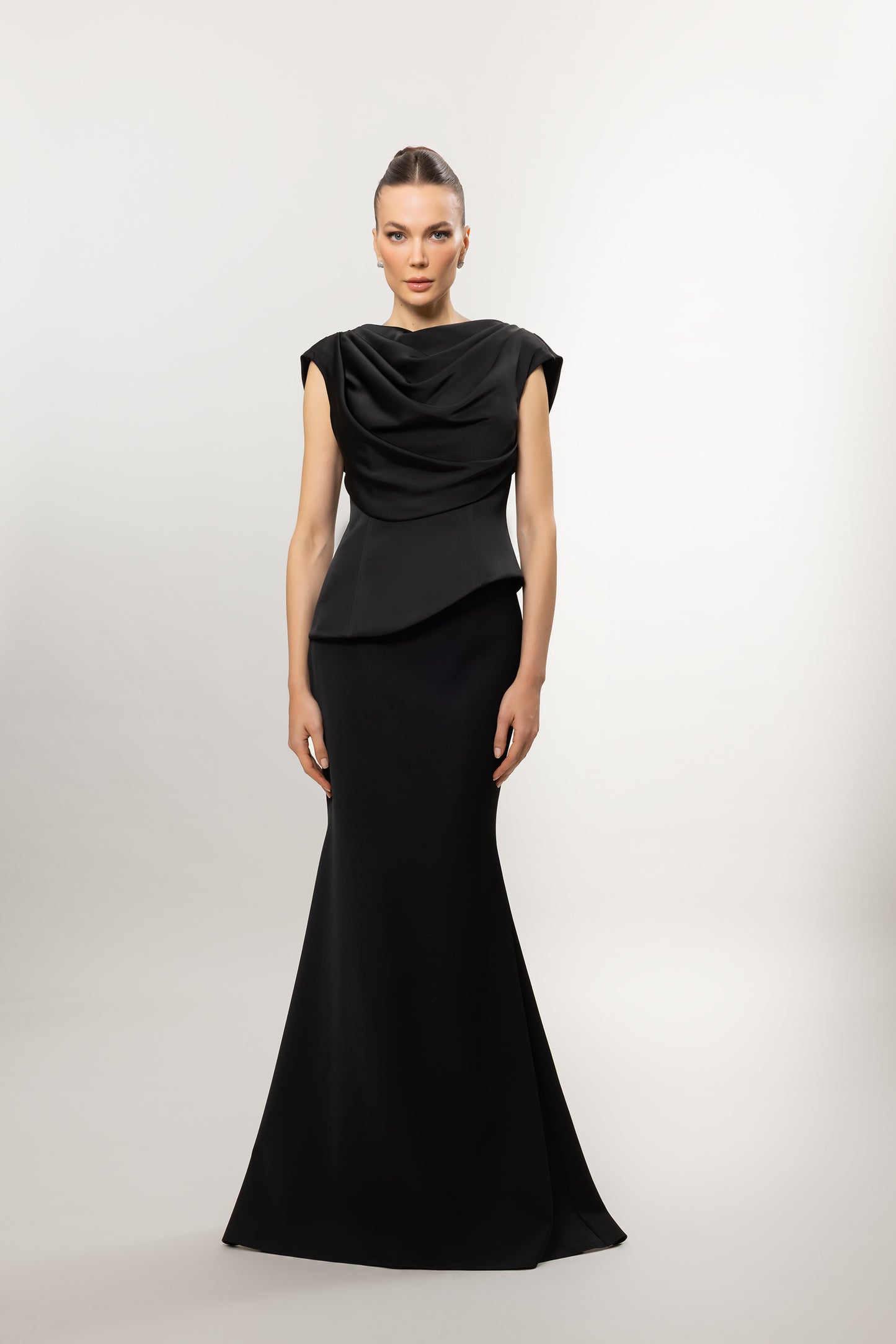 Robe Ayse