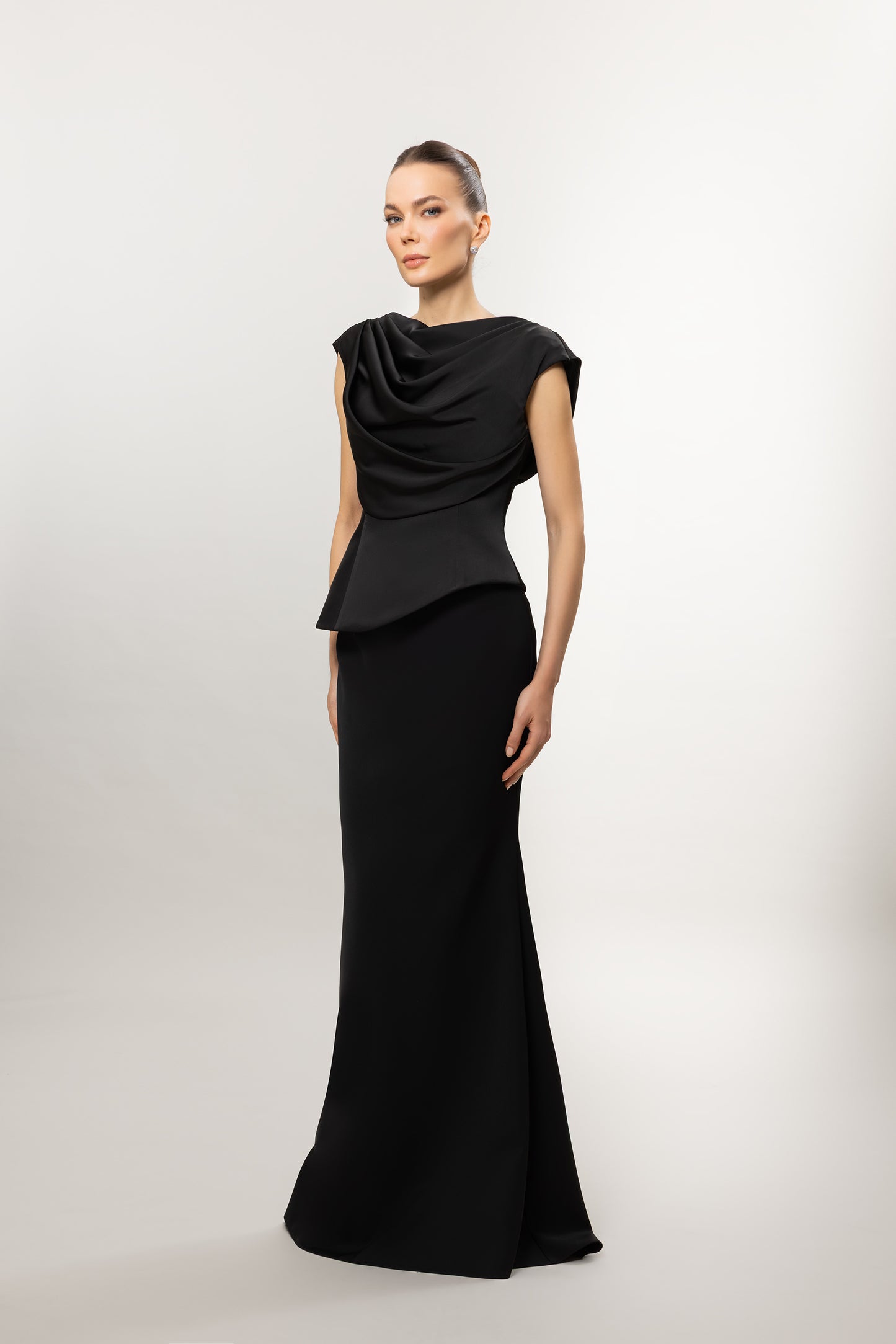 Robe Ayse